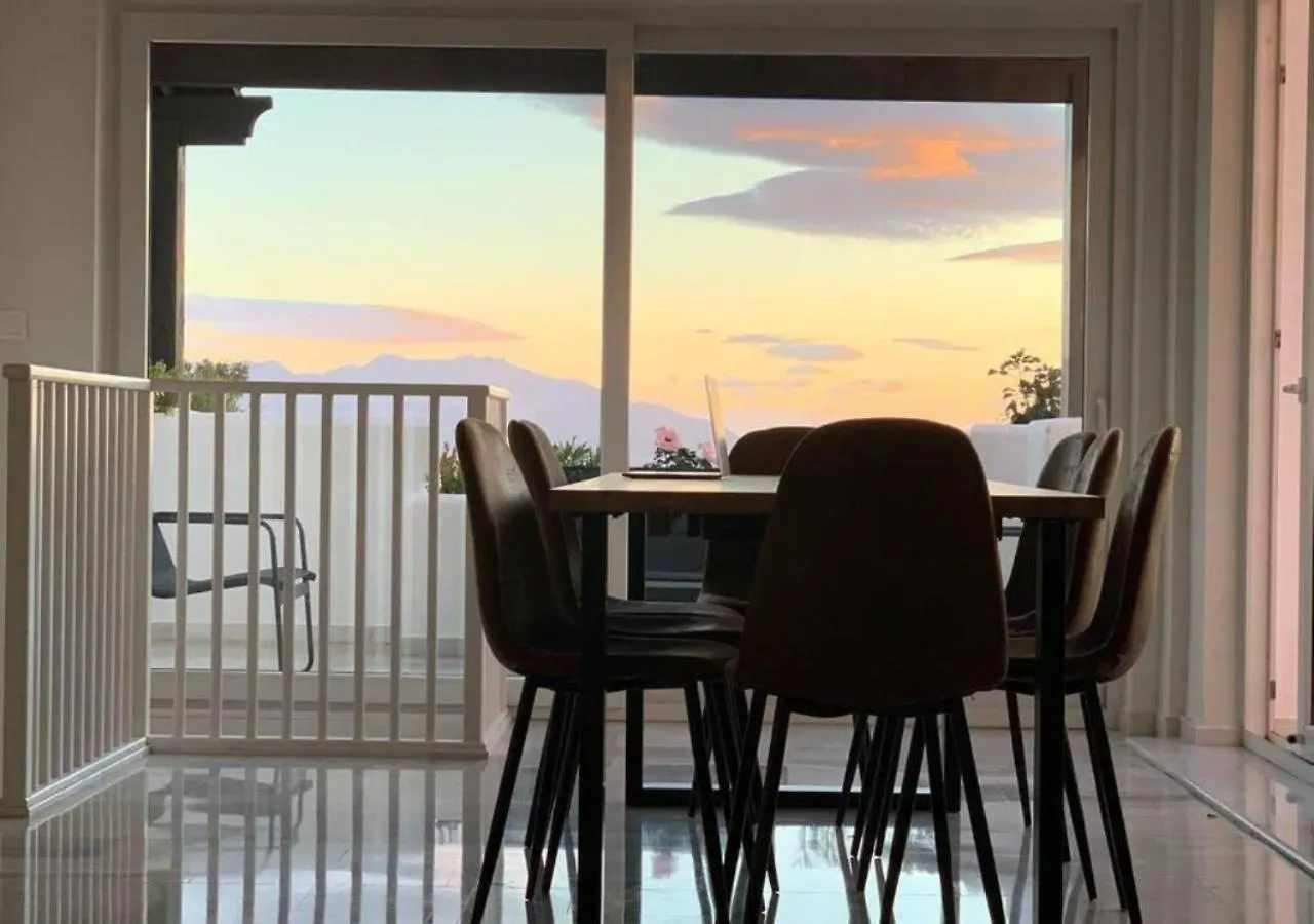 Spacious And Modern Ocean View Apartment Marbella Ojen Spain