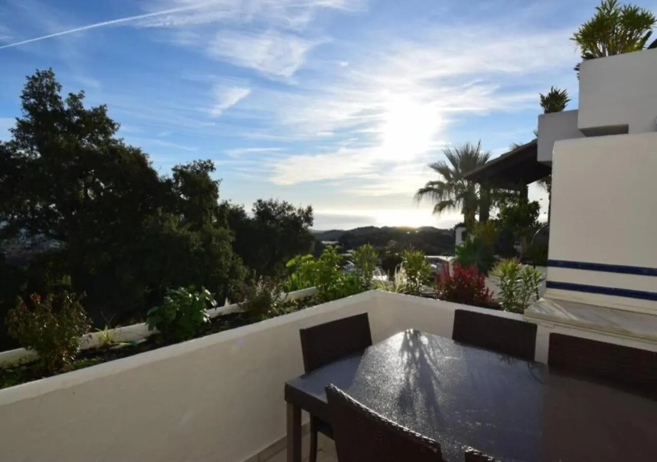 Spacious And Modern Ocean View Apartment Marbella Ojen Spain